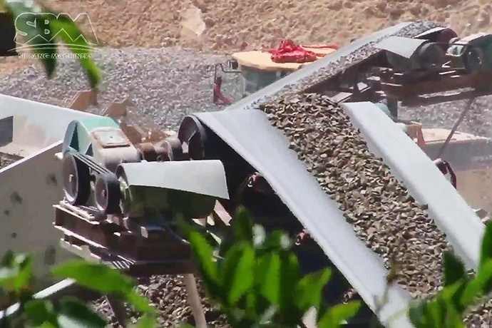 福建時產200噸建筑垃圾破碎生產線